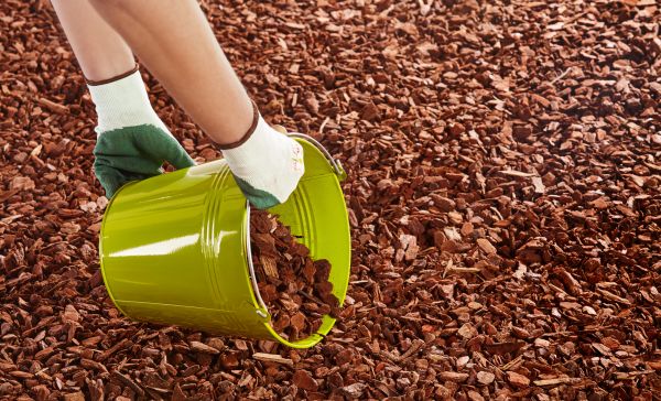 Wood Chip Landscaping in Saint Charles