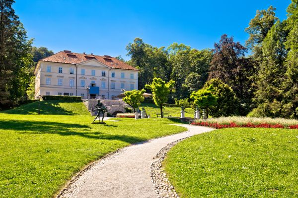 Park Landscape Maintenance in Saint Charles
